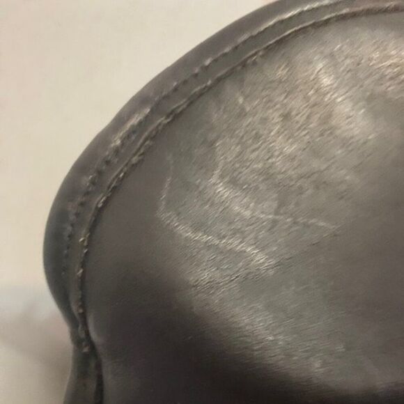 Coach Vintage 9943 Black Leather Backpack - Picture 7 of 12